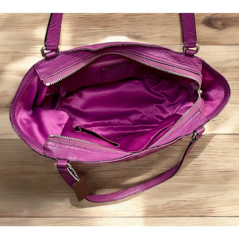 Coach F23284 Park Leather Carrie Tote Bag - Picture 5 of 12